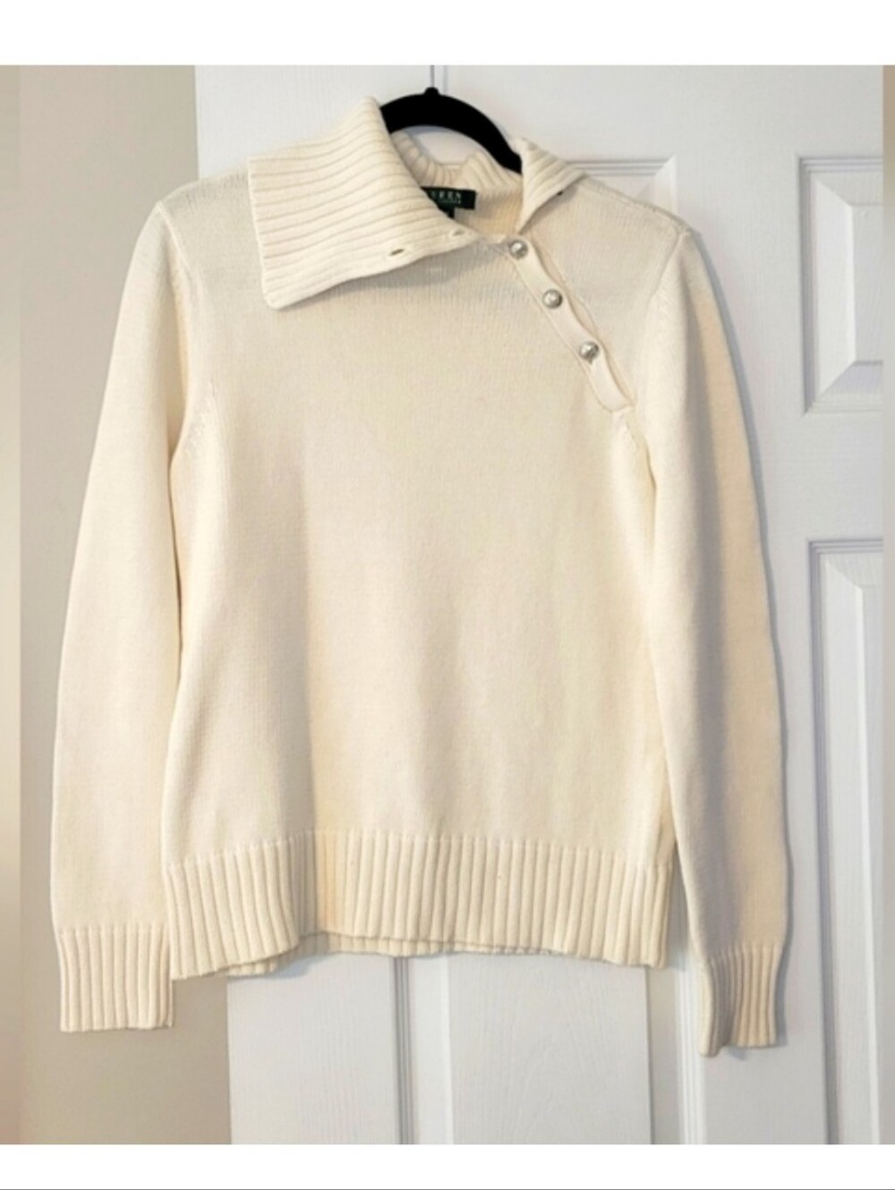 Ralph Lauren Cream Color Silver Button Mock Turtleneck Sweater Size Medium - Picture 2 of 10